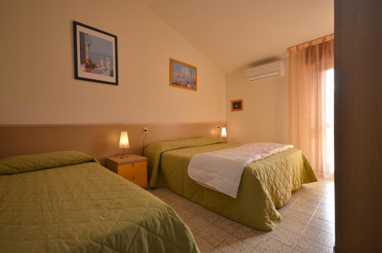Villaggio Selene Bibione Bagian luar foto